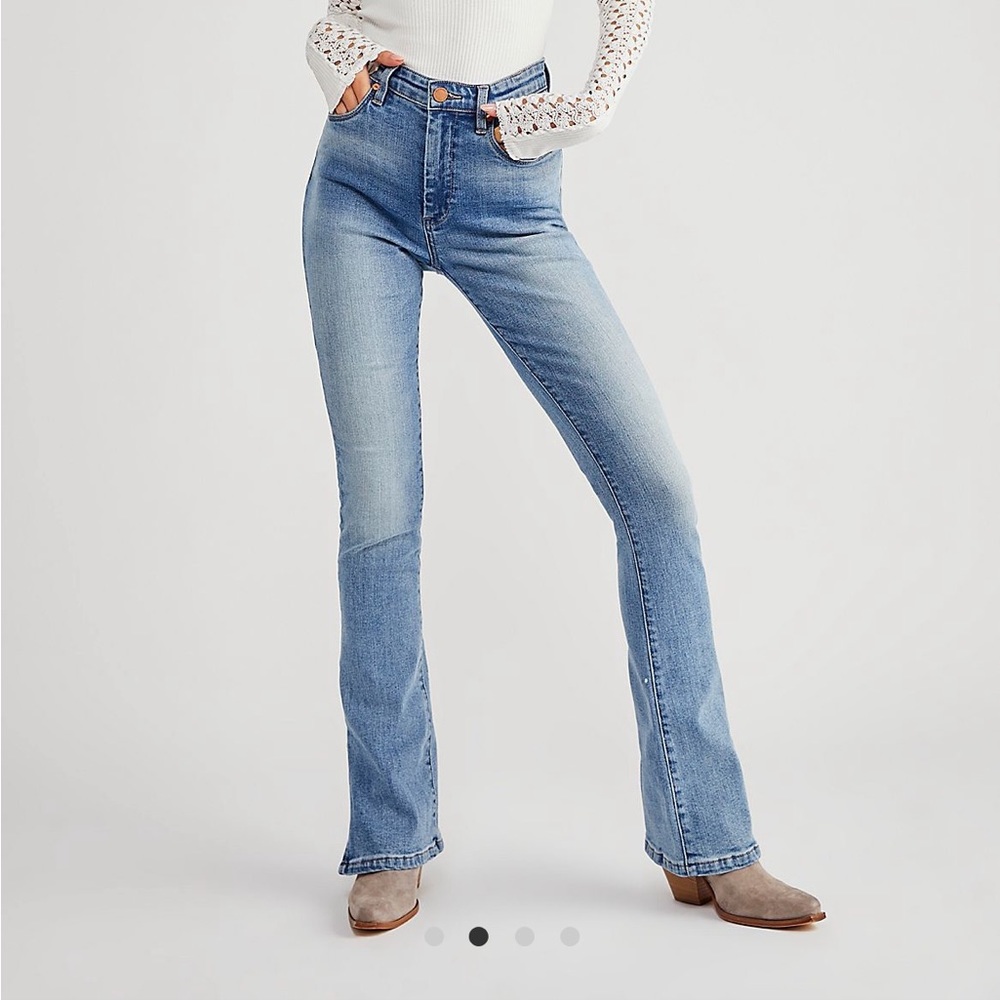BLANK NYC follow your arrow jeans